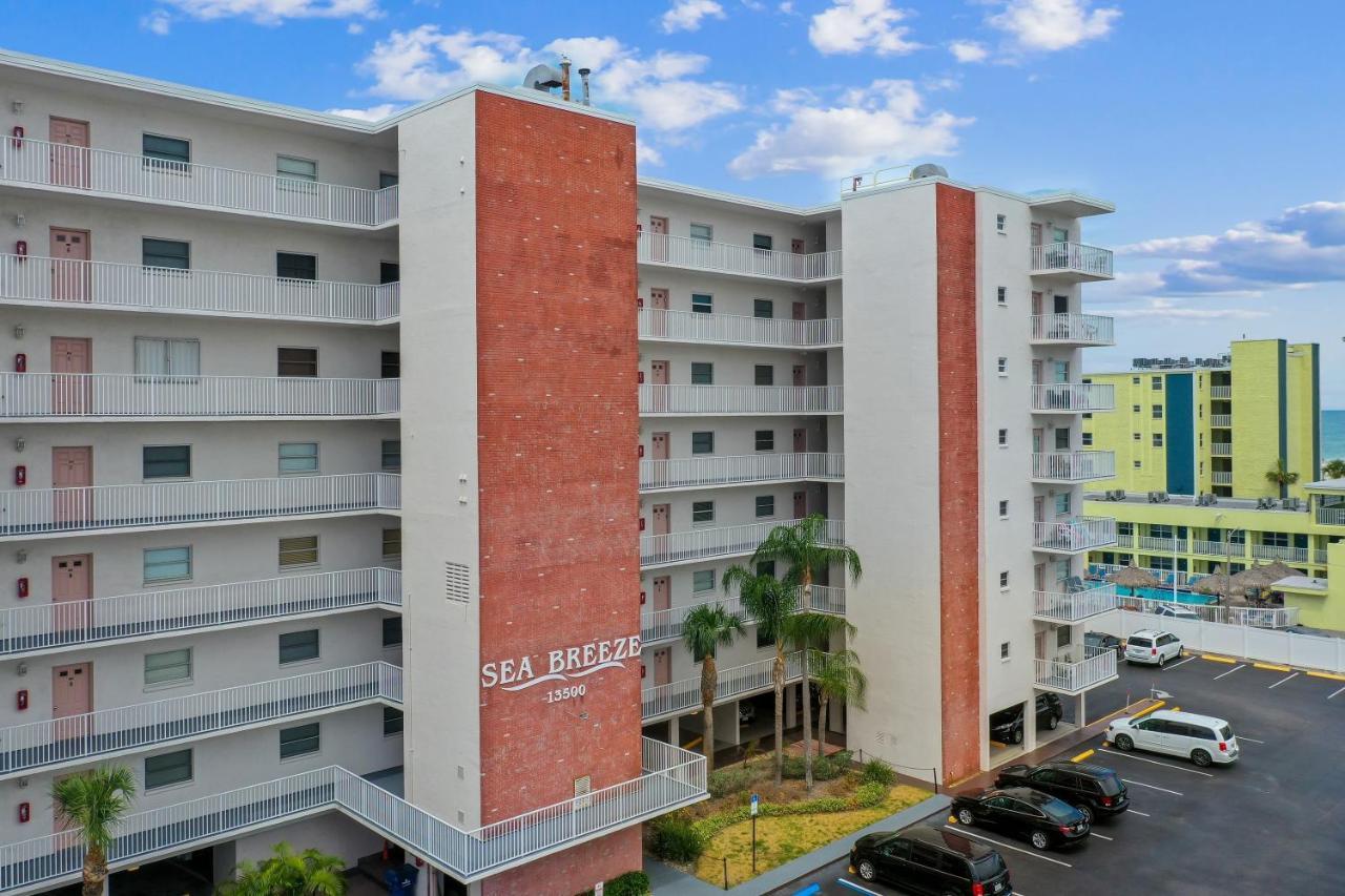 Sea Breeze Resort By Travel Resort Services Madeira Beach Exterior photo